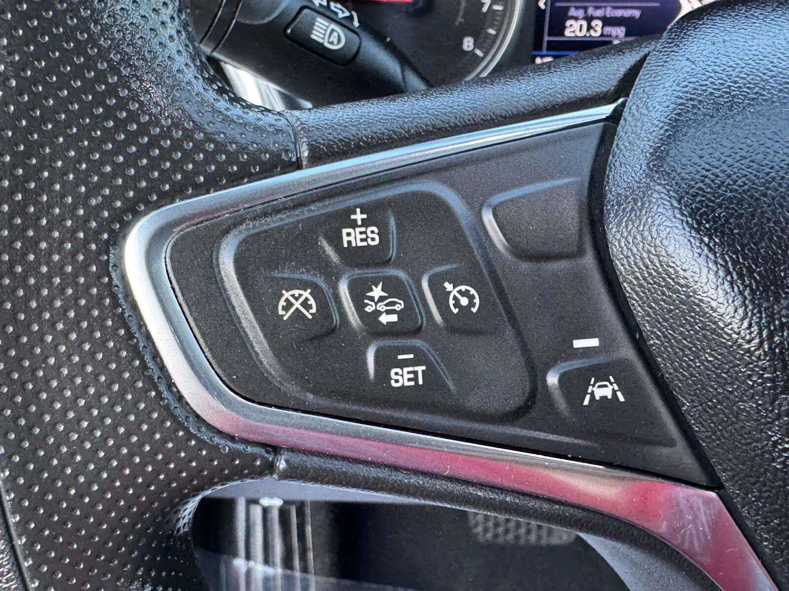 Used 2021 Chevrolet Equinox LT AWD/4WD image 23