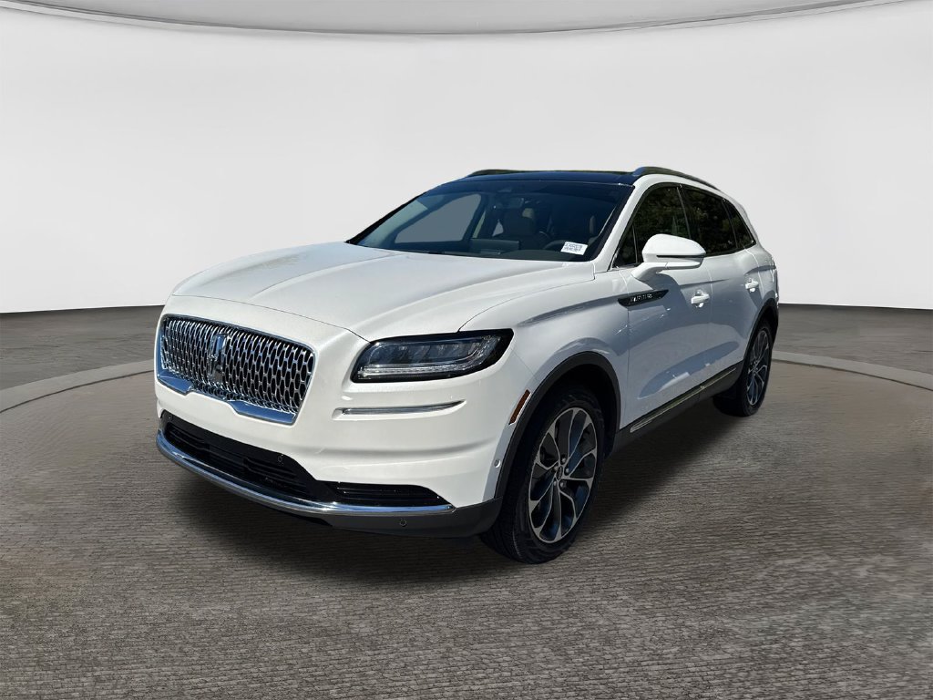 Used 2021 Lincoln Nautilus Reserve w/ Equipment Group 201A AWD/4WD image 3