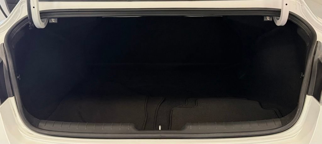 Certified 2023 Hyundai Elantra SE FWD image 22