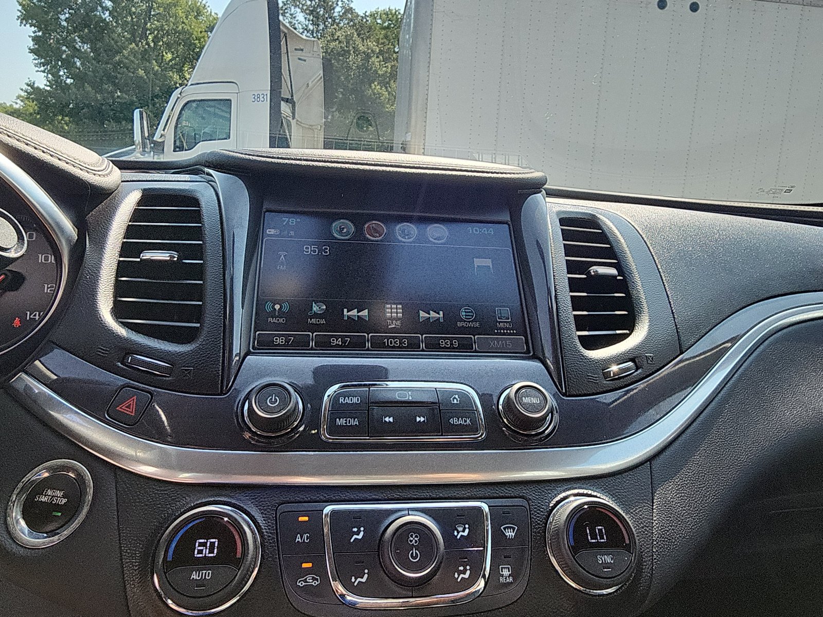 Used 2020 Chevrolet Impala LT w/ LT Convenience Package FWD image 17