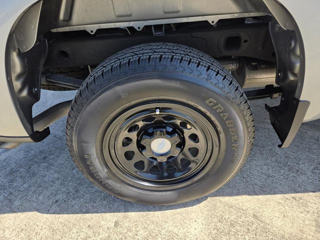 Used 2025 Chevrolet Silverado 1500 W/T w/ WT Value Package RWD image 24