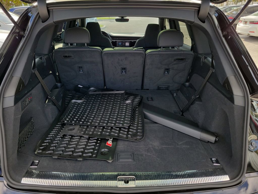 Certified 2023 Audi SQ7 Premium Plus AWD/4WD image 29