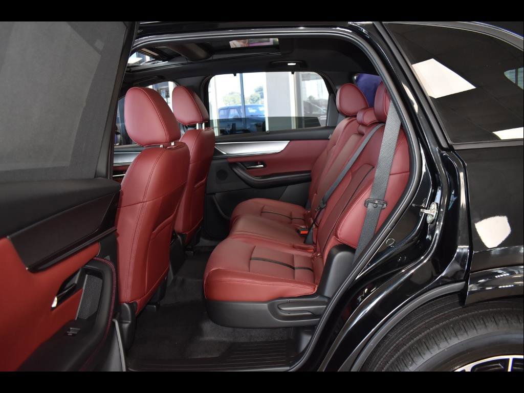 New 2025 MAZDA CX-70 3.3 Turbo S w/ Premium Package image 18
