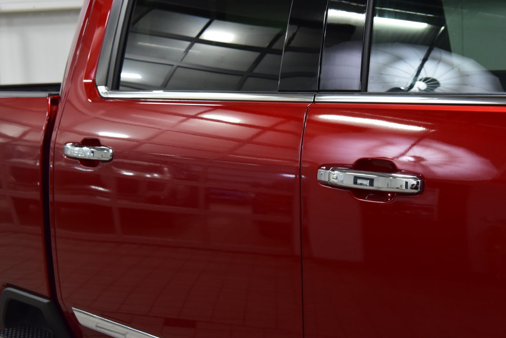 Used 2024 Chevrolet Silverado 3500 High Country w/ Technology Package AWD/4WD image 19