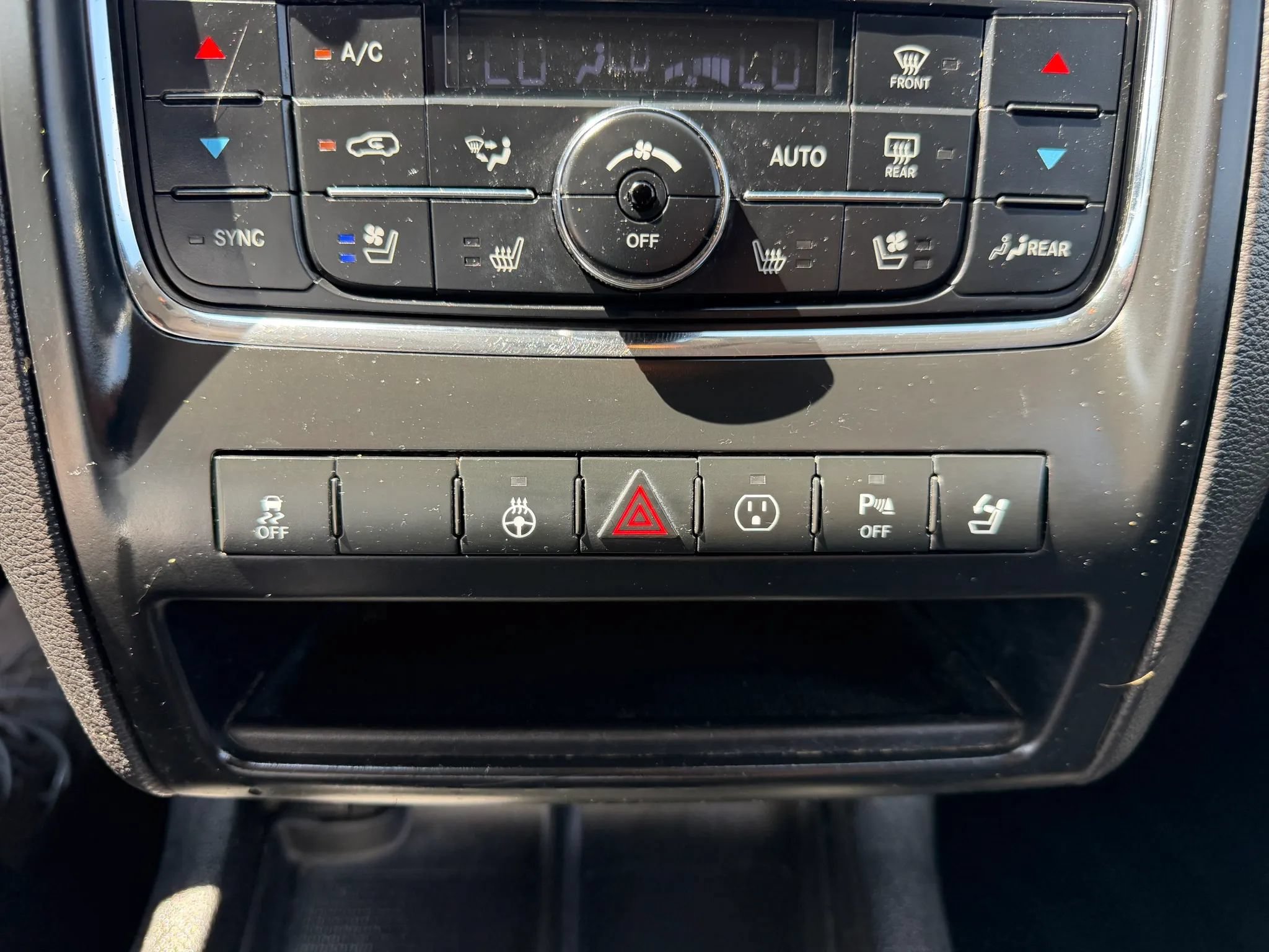 Used 2013 Dodge Durango Citadel w/ Technology Group AWD/4WD image 22