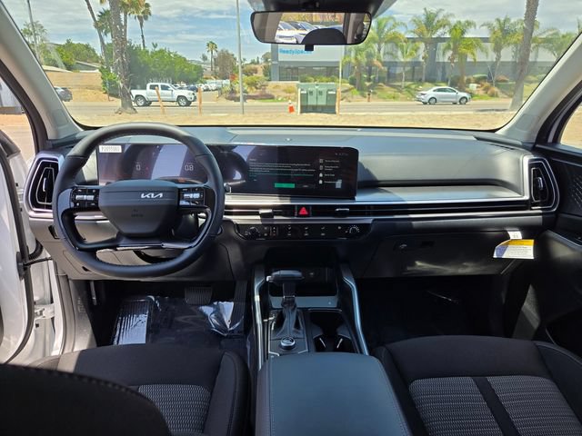 New 2026 Kia Sorento LX FWD image 14