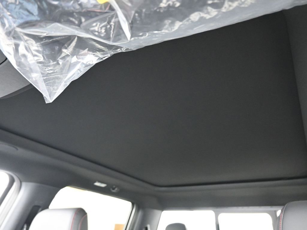 New 2025 Ford F150 Lariat w/ Equipment Group 502A High image 28