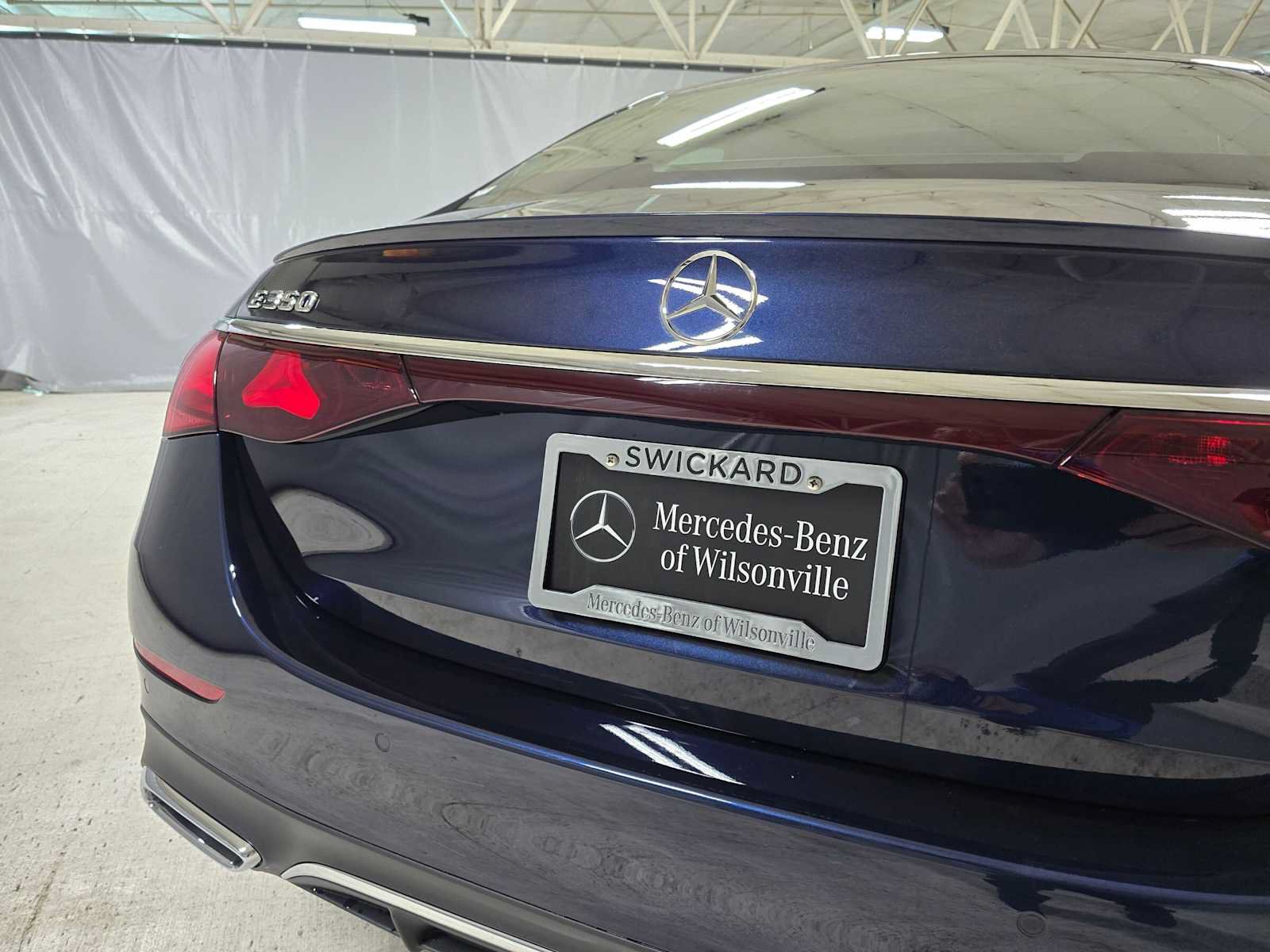 New 2027 Mercedes-Benz E 350 4MATIC Sedan image 13