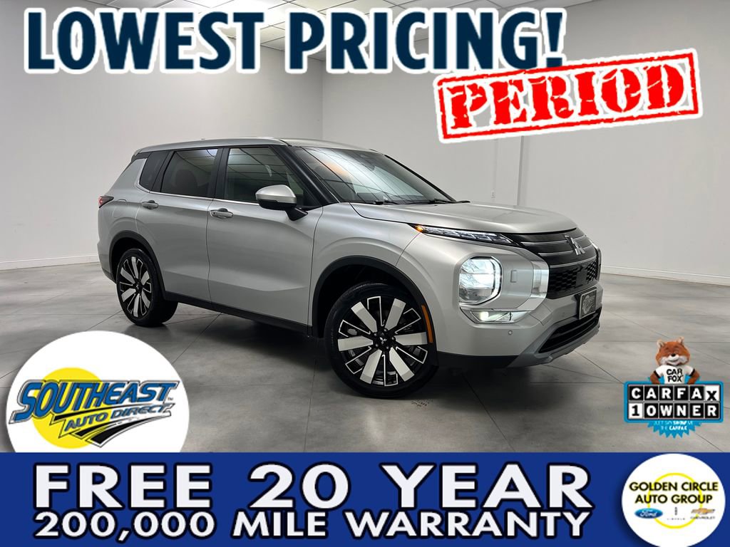 Used 2025 Mitsubishi Outlander SE AWD/4WD image 1