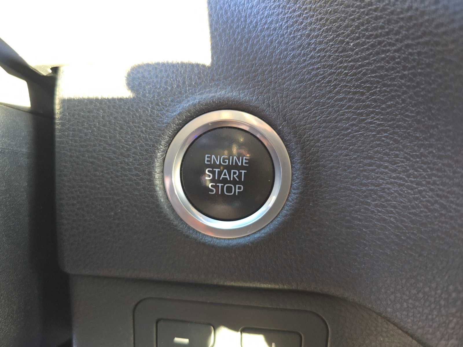 Used 2024 Toyota Tundra SR5 w/ SR5 Premium Package image 31