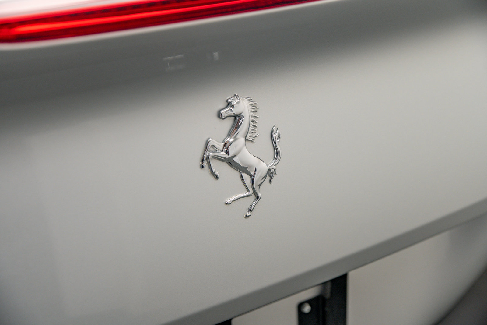 Used 2019 Ferrari Portofino RWD image 39