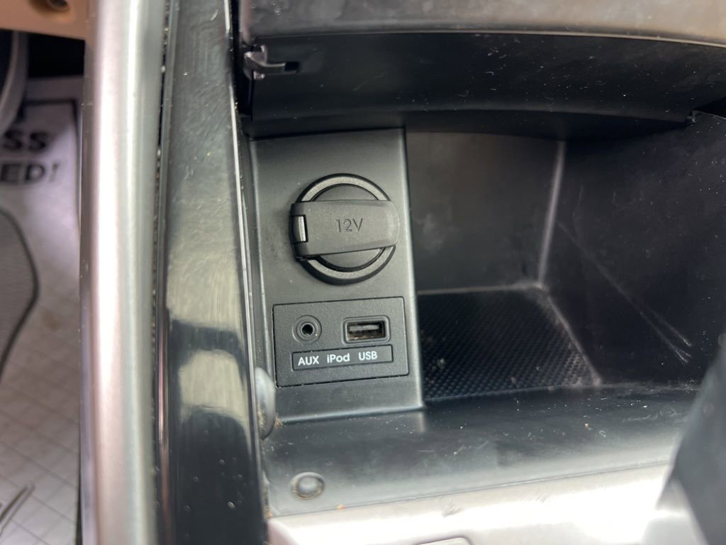Used 2013 Hyundai Elantra Limited FWD image 30