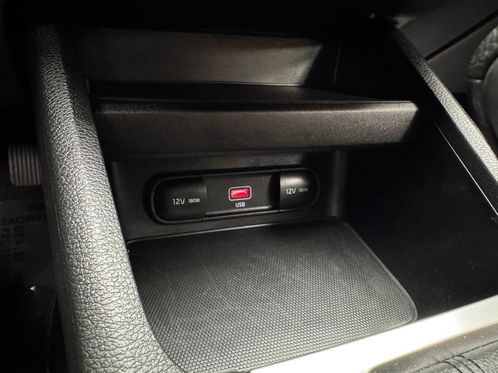 Used 2023 Kia Forte LXS w/ LXS Technology Package FWD image 18