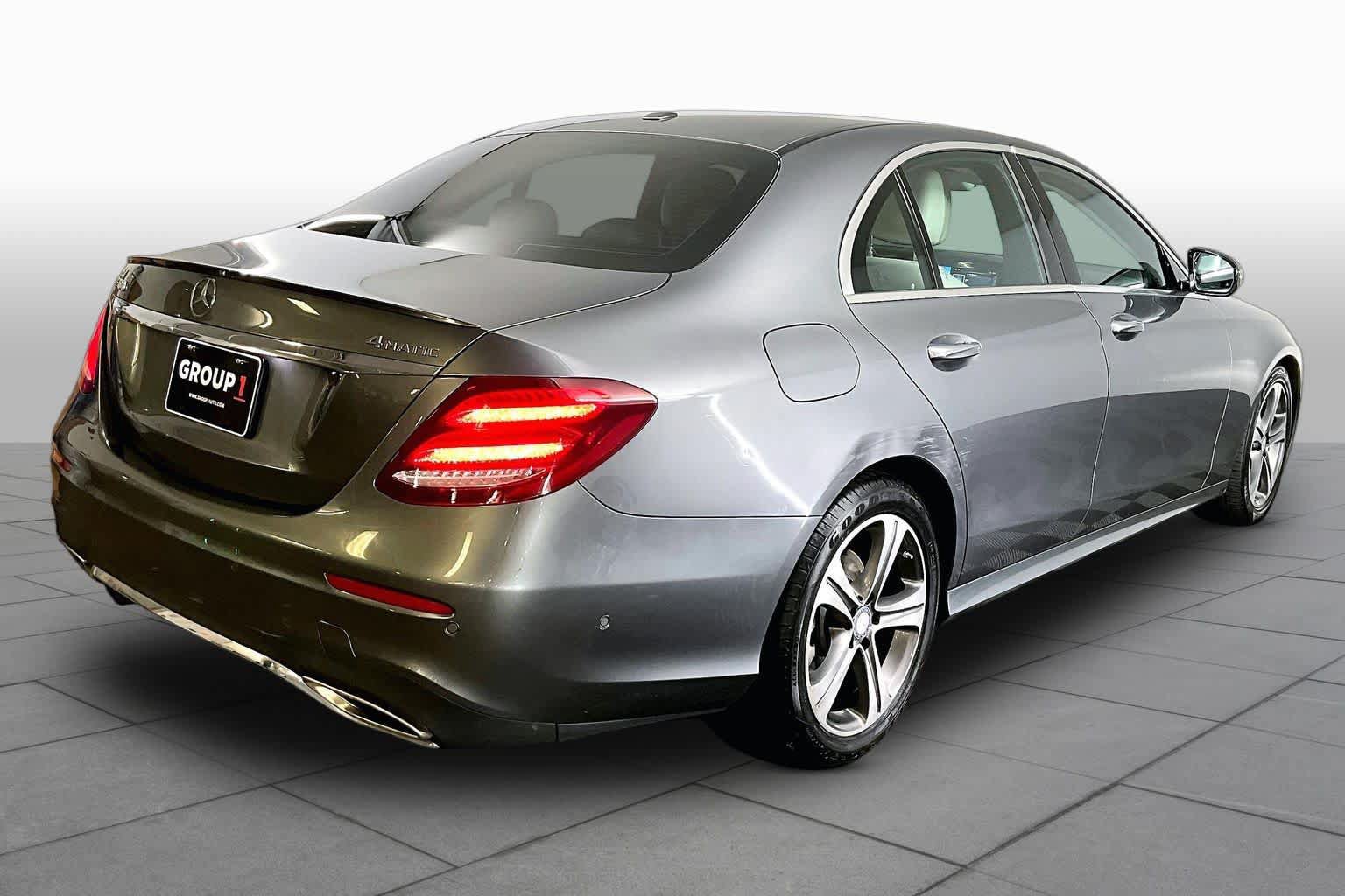 Certified 2017 Mercedes-Benz E 300 4MATIC image 13