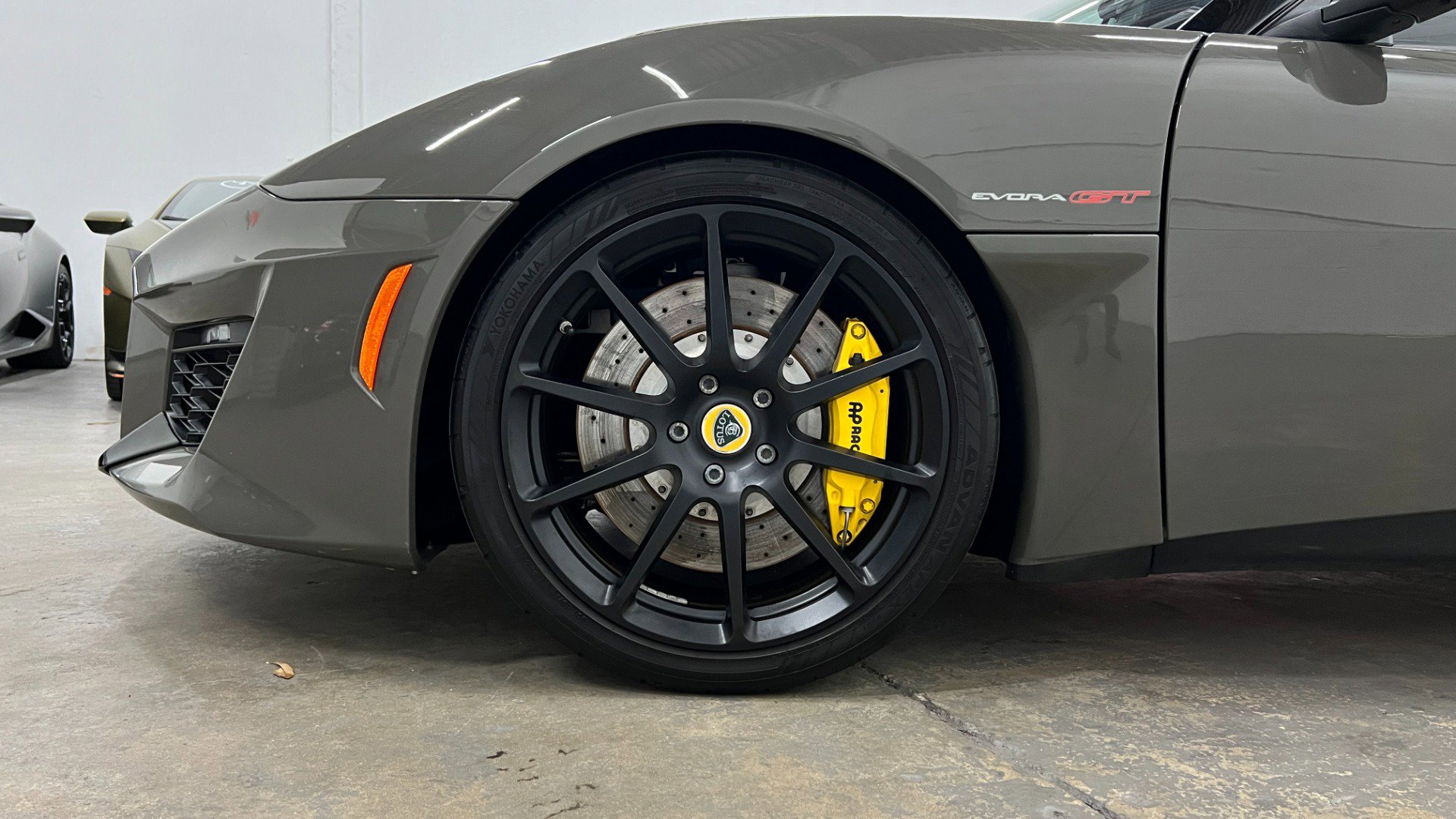 Used 2021 Lotus Evora image 30