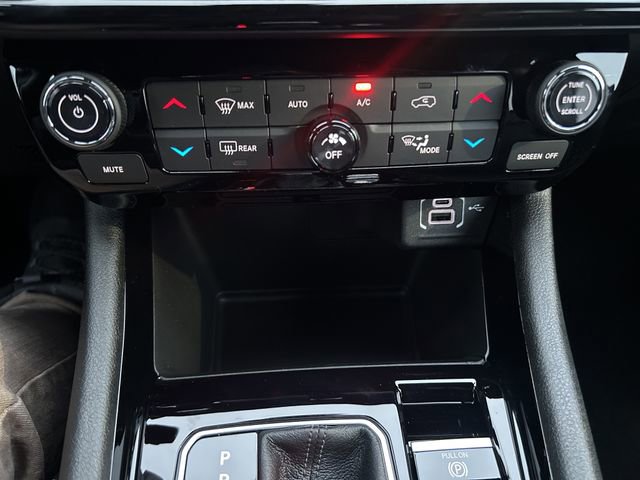 New 2026 Jeep Compass Limited image 18