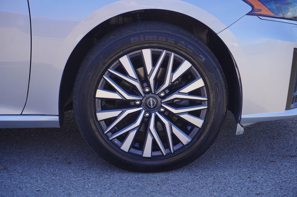 Used 2023 Nissan Altima 2.5 SV image 13