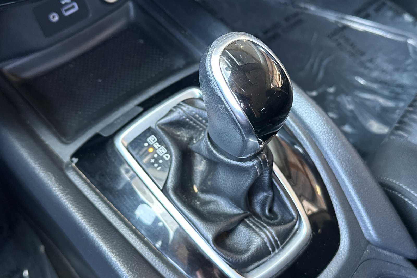 Used 2019 Nissan Rogue SV FWD image 17