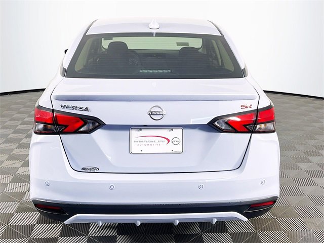 New 2025 Nissan Versa SR w/ Trunk Package image 6