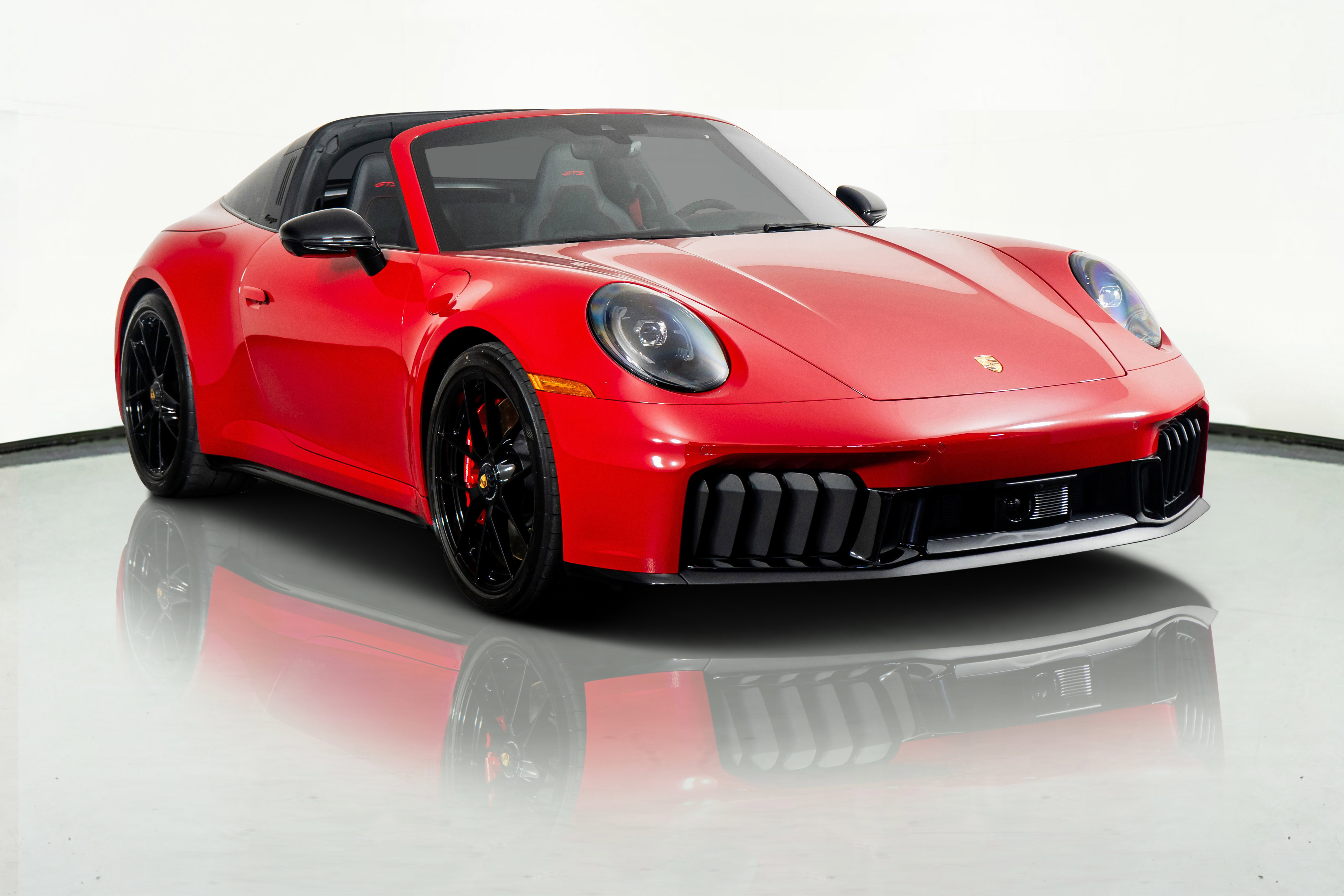 Used 2026 Porsche 911 Targa 4 GTS w/ Premium Package image 4