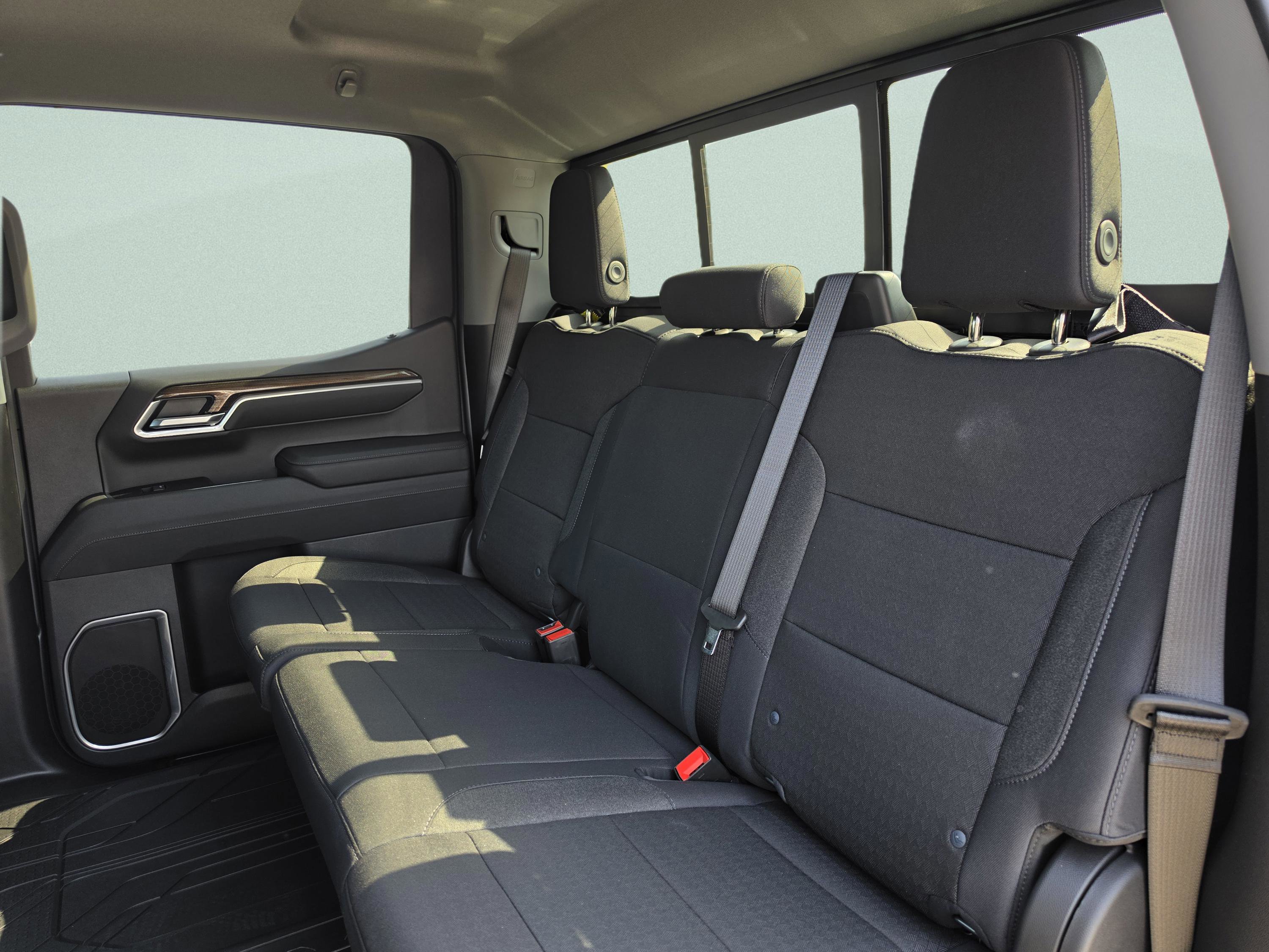 New 2026 Chevrolet Silverado 1500 LT w/ Convenience Package II image 24