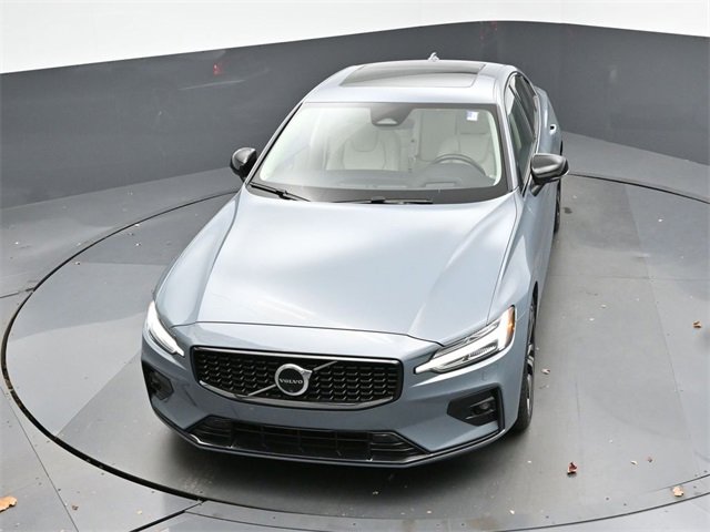 Used 2024 Volvo S60 B5 Ultimate image 45