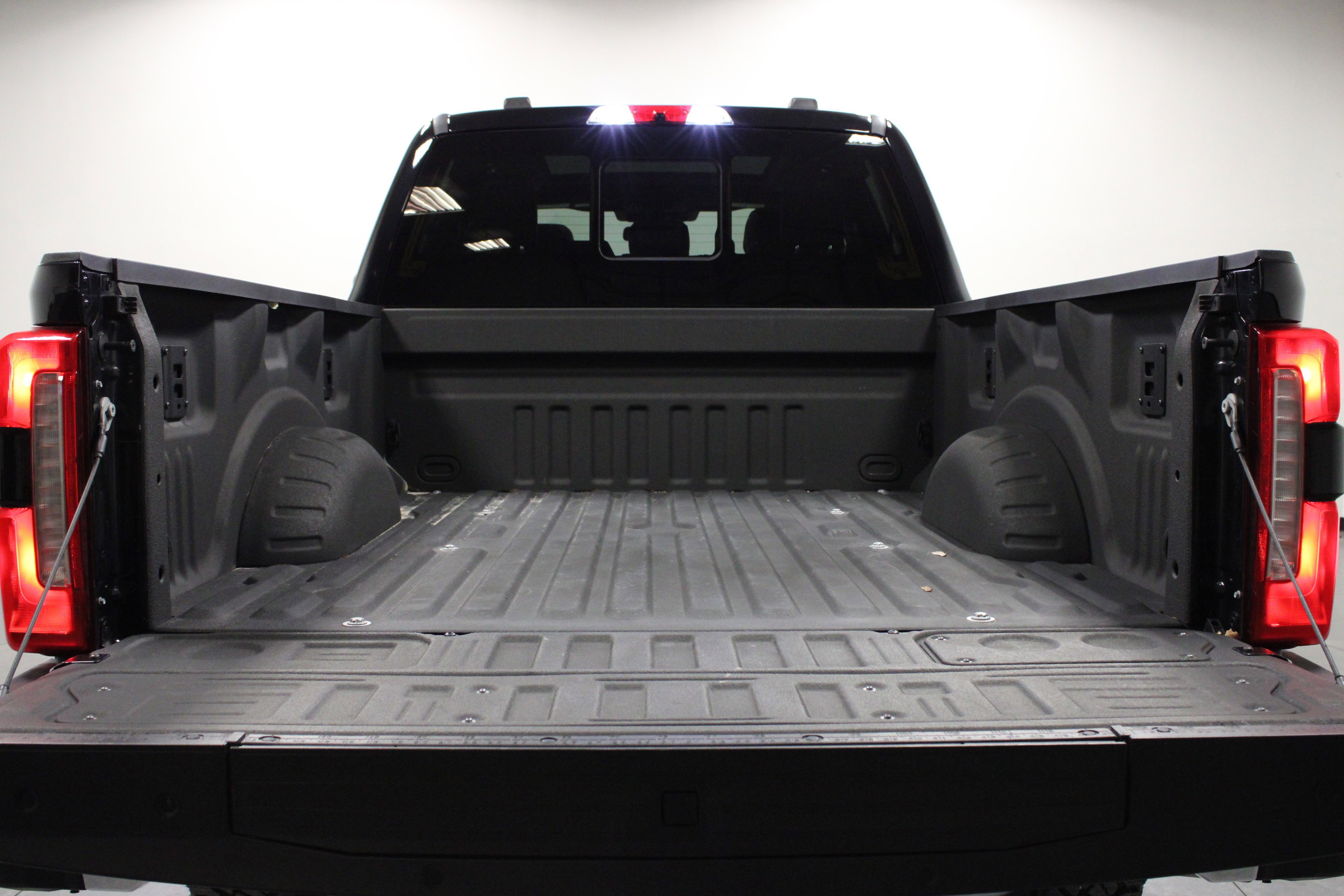 Used 2024 Ford F250 King Ranch w/ Chrome Package image 14