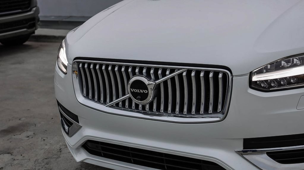 Used 2023 Volvo XC90 B6 Ultimate w/ Protection Package Premier AWD/4WD image 6