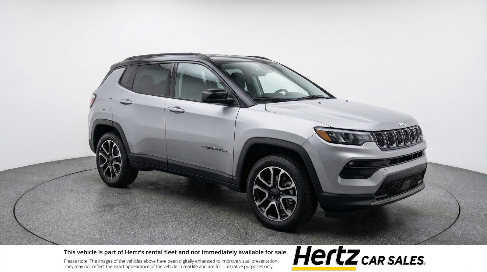 Used 2025 Jeep Compass Trailhawk image 1