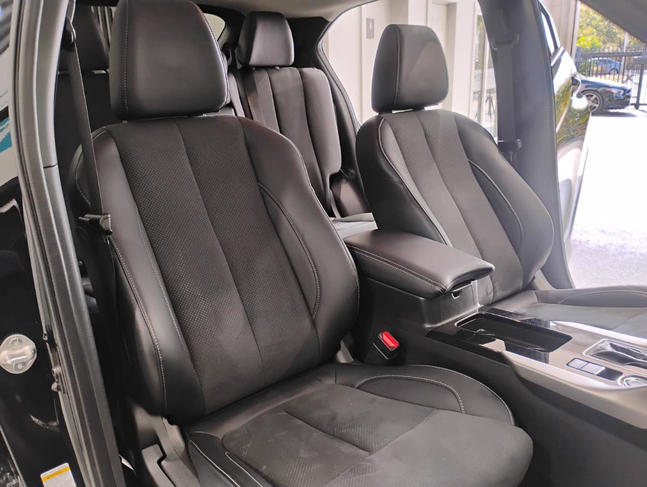 Used 2024 Mitsubishi Eclipse Cross SE image 39