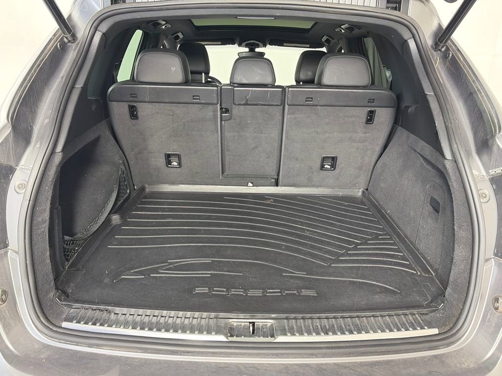 Used 2013 Porsche Cayenne image 25