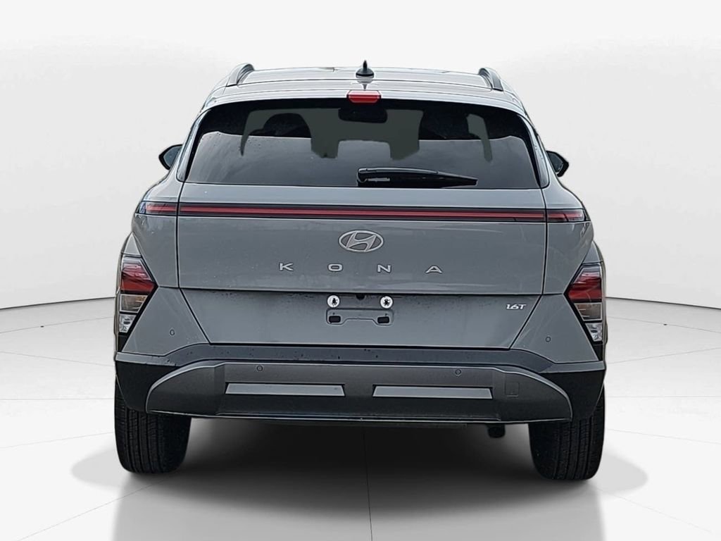 Used 2026 Hyundai Kona Limited image 4