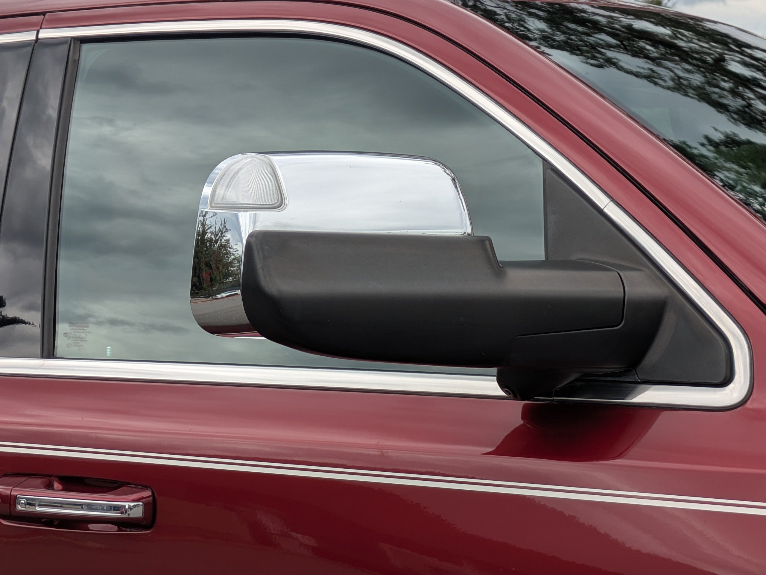 Used 2022 RAM 1500 Limited AWD/4WD image 12