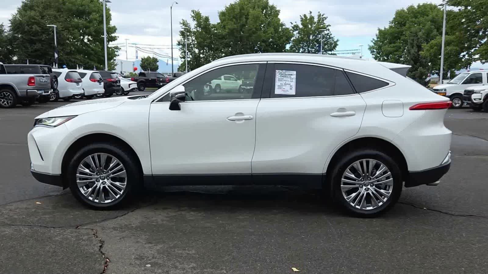 Used 2021 Toyota Venza Limited w/ Advanced Technology Package AWD/4WD image 5