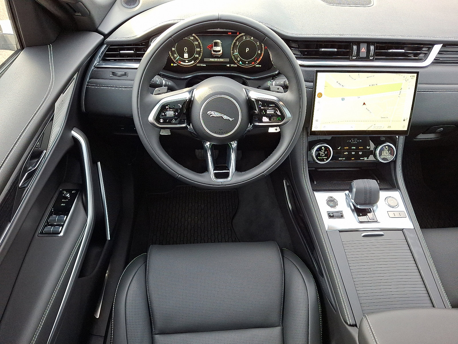 New 2025 Jaguar F-PACE R-Dynamic S image 4