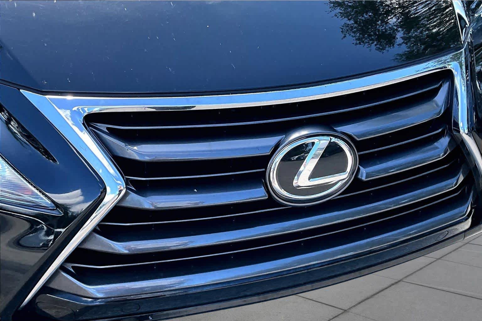 Used 2017 Lexus NX 200t FWD w/ Accessory Package 2 image 30