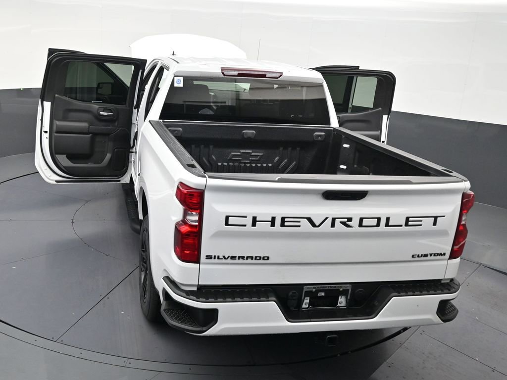 Used 2024 Chevrolet Silverado 1500 Custom w/ Turbomax Blackout Package RWD image 32