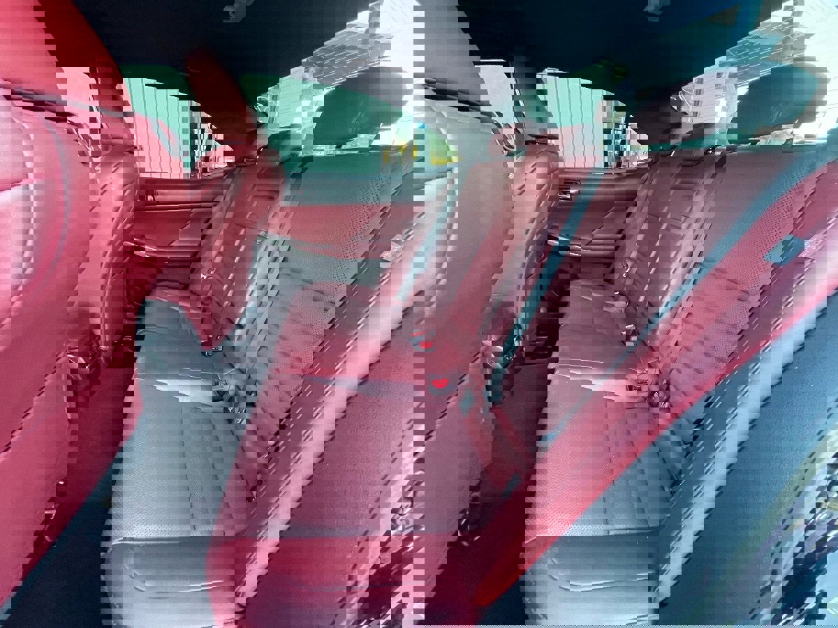 Used 2016 Lexus IS 200t image 12