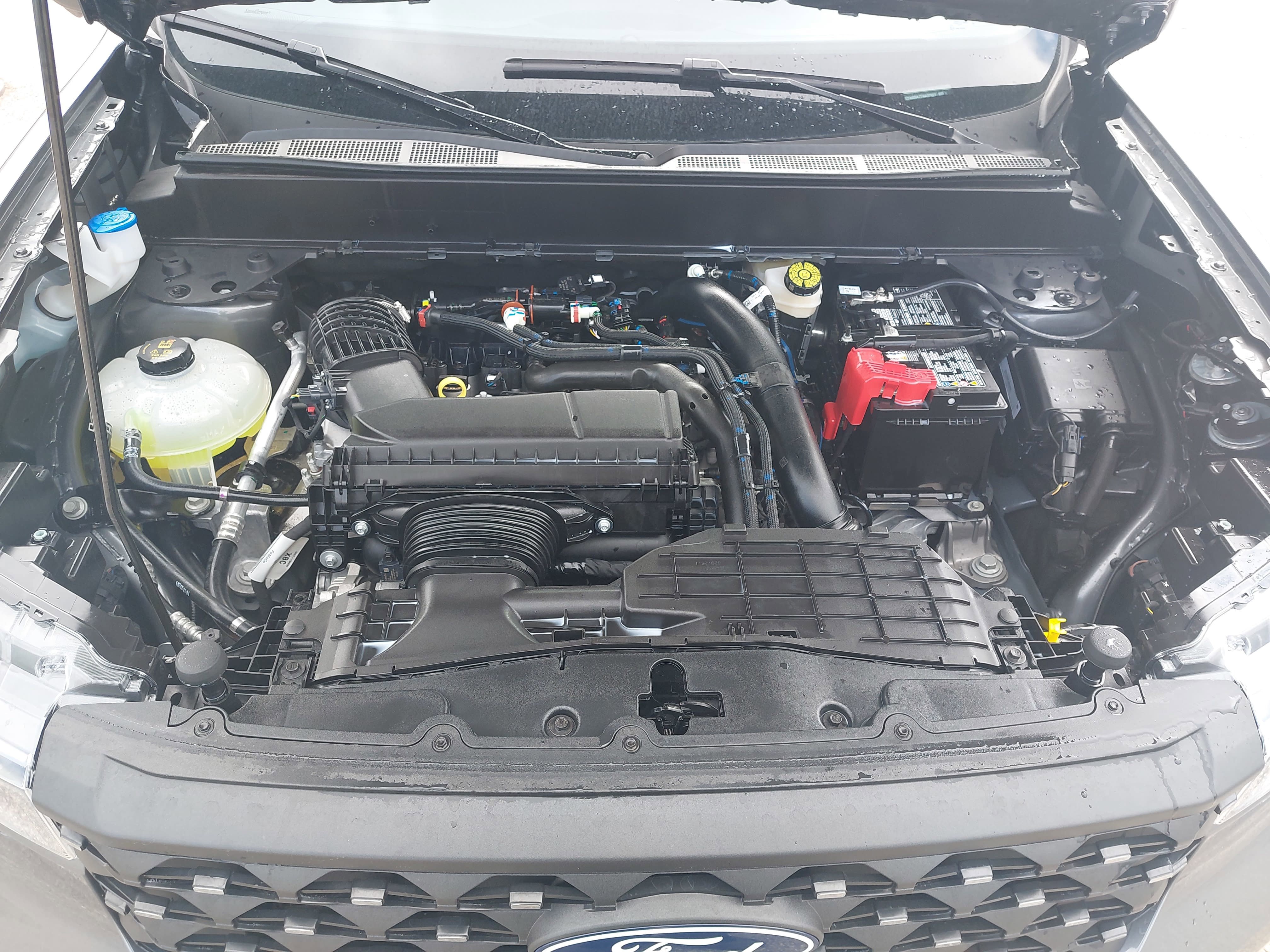 Used 2026 Ford Maverick Lariat w/ 4K Tow Package AWD/4WD image 32