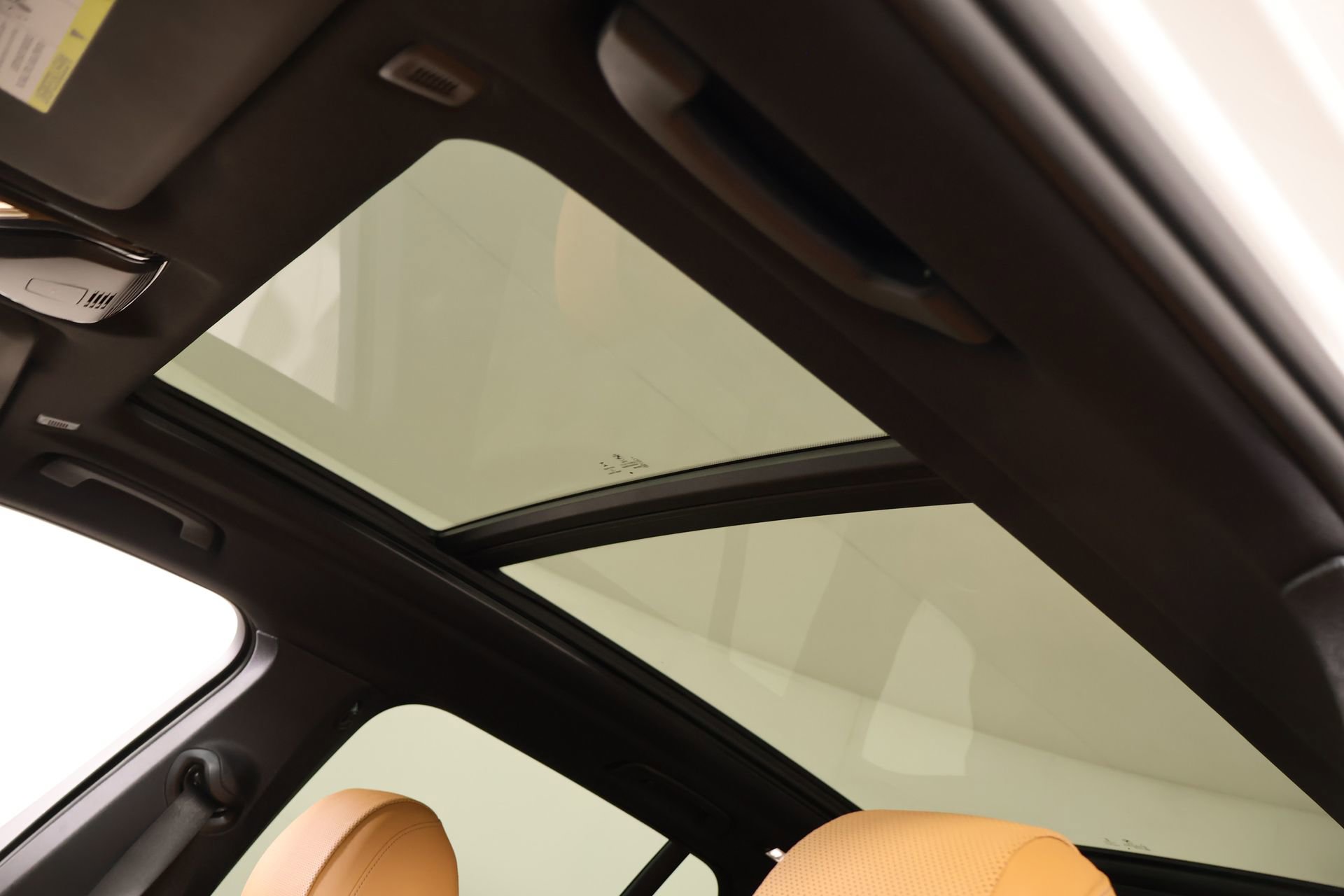 Used 2023 BMW X5 xDrive40i w/ M Sport Package image 16