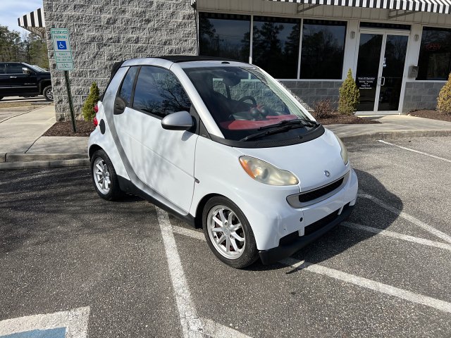 Used 2009 smart fortwo passion RWD image 1