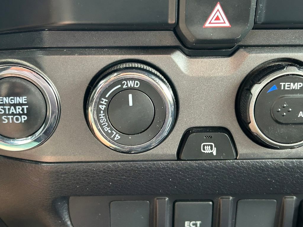 Used 2023 Toyota Tacoma TRD Off-Road AWD/4WD image 27
