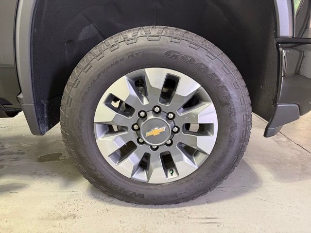 Certified 2025 Chevrolet Silverado 2500 Custom w/ Custom Value Package AWD/4WD image 26