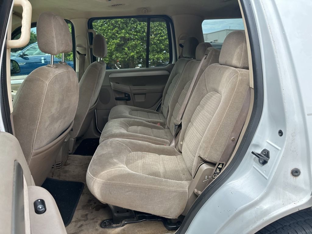 Used 2003 Ford Explorer XLT RWD image 12