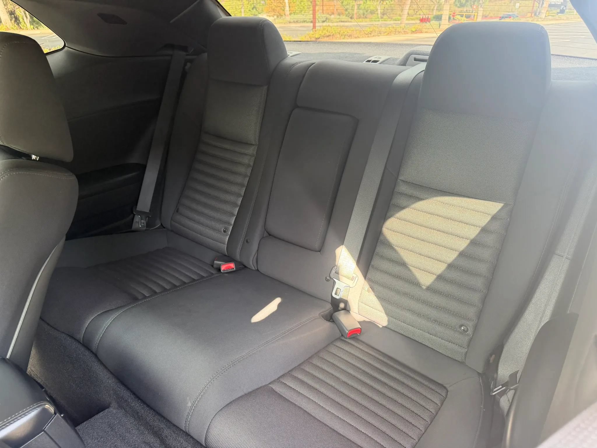 Used 2011 Dodge Challenger RWD image 13