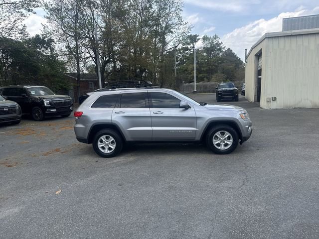 Used 2015 Jeep Grand Cherokee Laredo w/ Quick Order Package 23E image 4