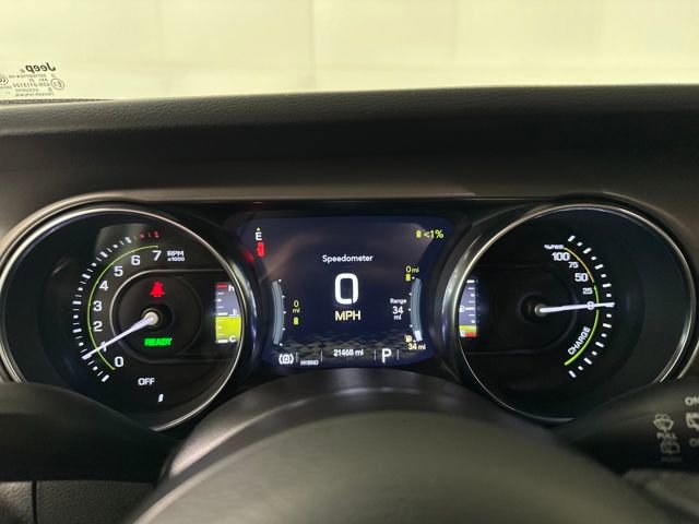 Used 2023 Jeep Wrangler Unlimited w/ Sun & Screen Package image 17