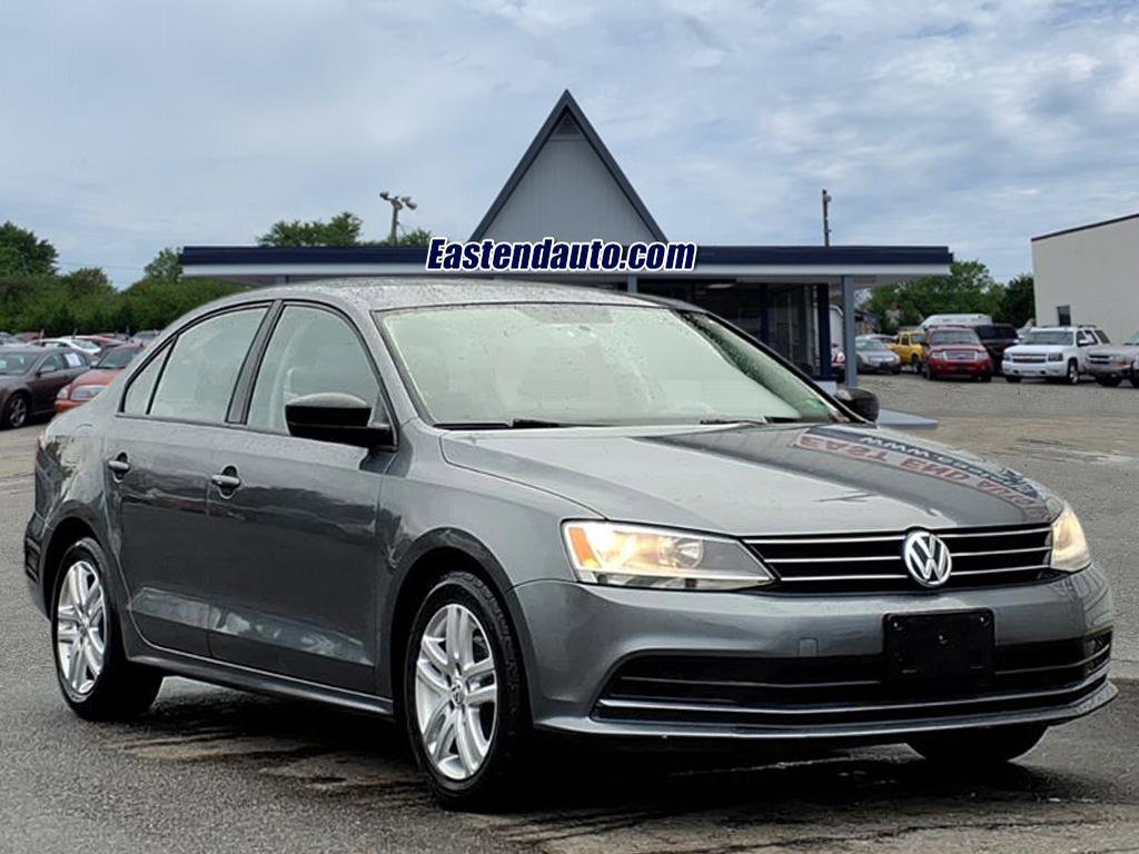 Used 2015 Volkswagen Jetta S image 1
