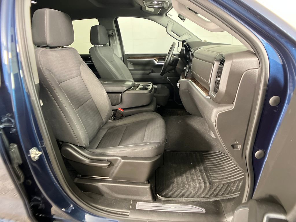 Used 2022 GMC Sierra 1500 SLE image 6