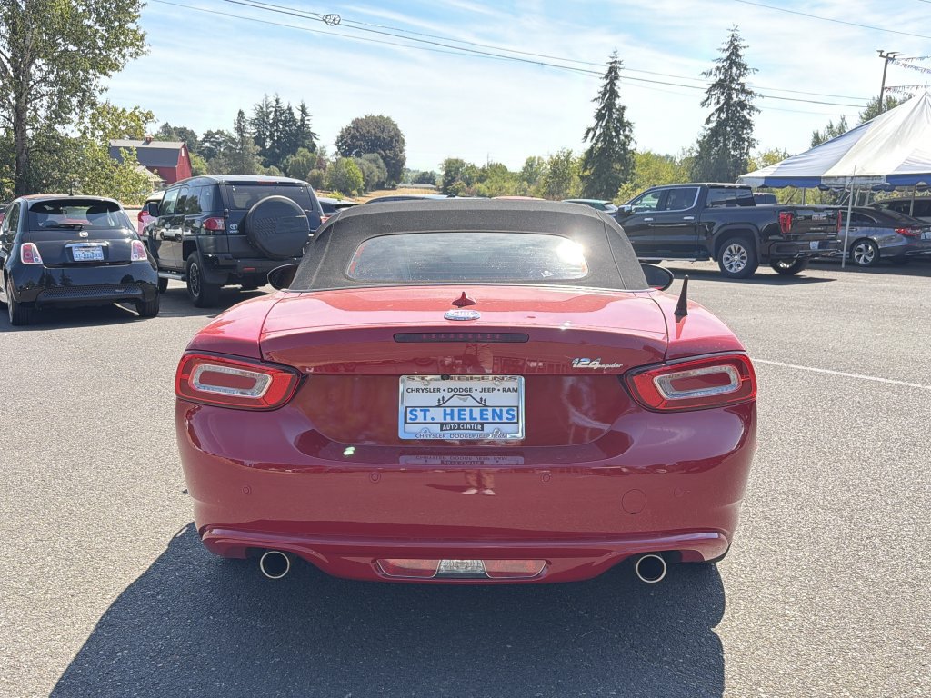 Used 2020 FIAT 124 Spider Lusso w/ Convenience Group RWD image 4